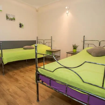 Family Friendly With A Swimming Pool Nova Vas, - 14167 Lejlighed