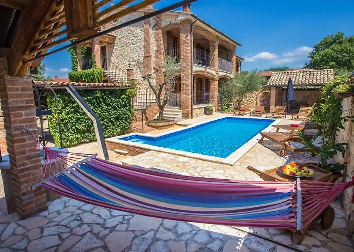 Family-friendly With Swimming Pool Nova Vas, - 14167 Poreč