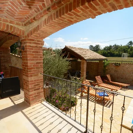 Family-friendly With Swimming Pool Nova Vas, - 14167 * Poreč