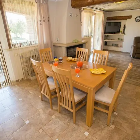 Family Friendly With A Swimming Pool Nova Vas, - 14167 Apartman